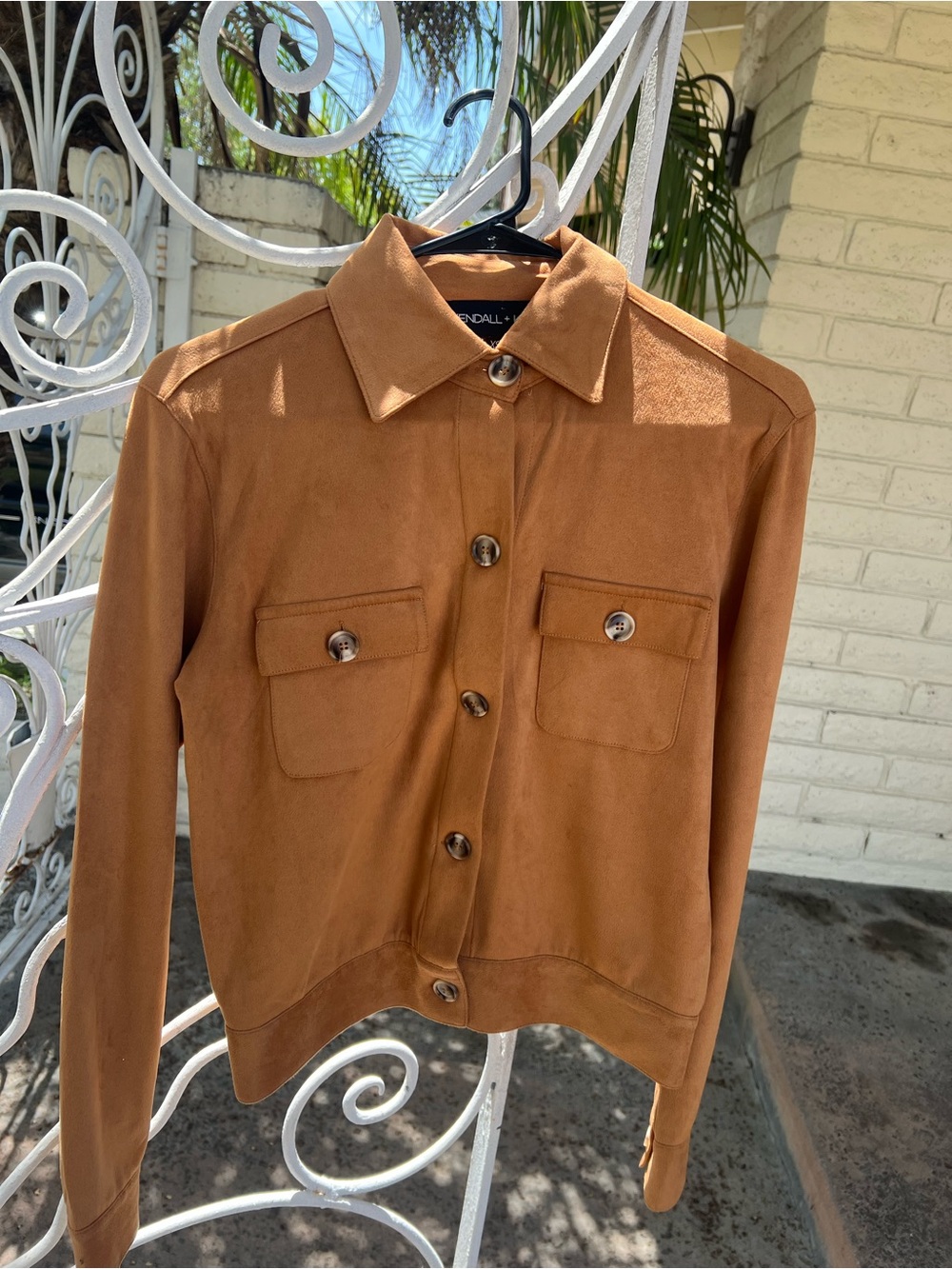 Kendall & Kylie Women's Suede-Look Button Front Jacket in Camel Brown XS